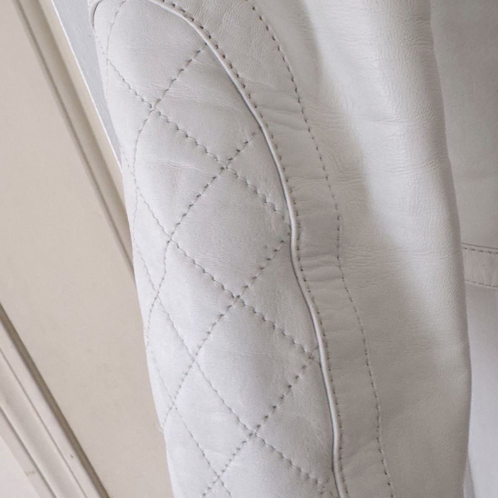 Cache White Leather Jacket - Picture 4 of 9